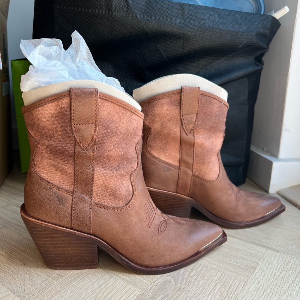 Dolce Vita Boots (Brown, Nashe style)